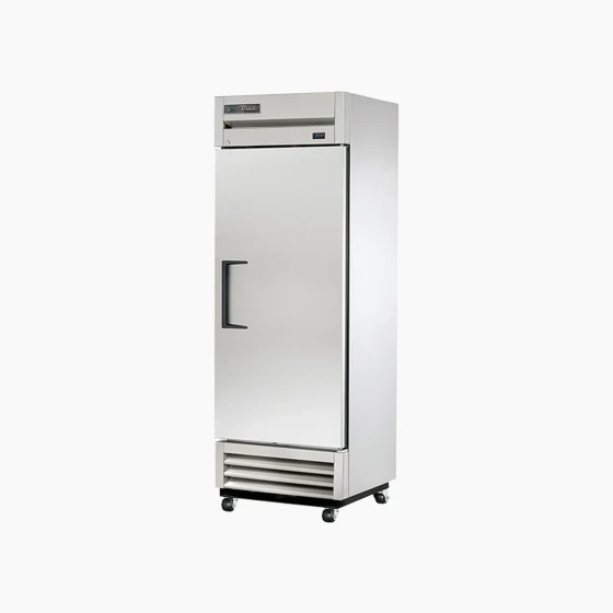 TRUE Upright Foodservice Refrigerator, 1 Full Solid Swing Door - T‐19‐HC