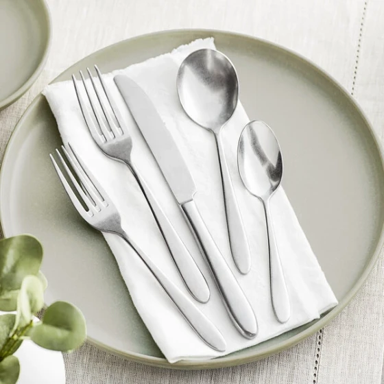 Acopa Pangea 18/8 Stainless Steel Extra Heavy Weight Flatware 5-Piece Set - Sample