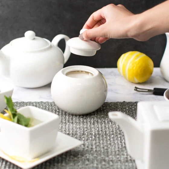 10 Strawberry Street WTR-18 Whittier 13 oz. White Porcelain Covered Sugar Bowl - 6/Case