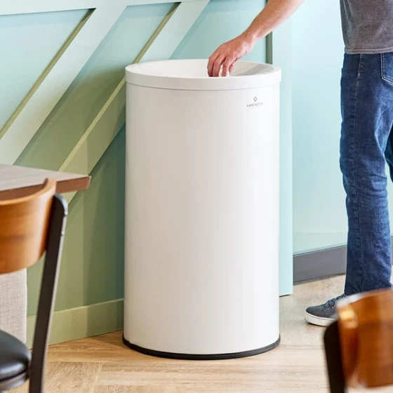 Lancaster Table & Seating 30 Gallon White Powder-Coated Metal Round Decorative Trash Can