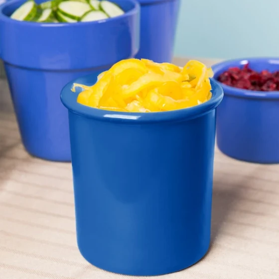 TableCraft CW1670CBL 1 Qt. Cobalt Blue Cast Aluminum Condiment Bowl
