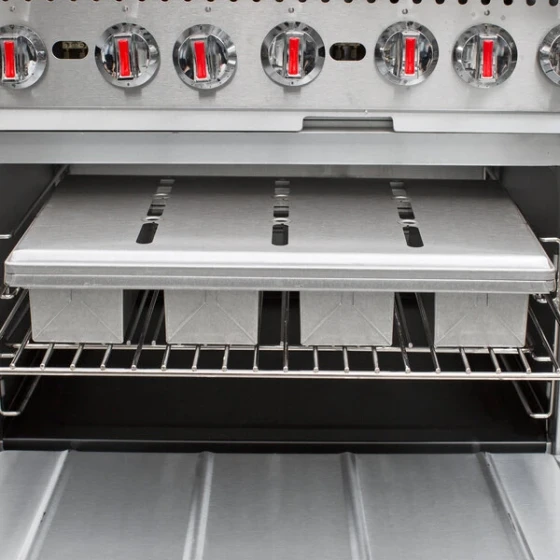 Chicago Metallic 44695 4-Strap Glazed Aluminized Steel Pullman Pan Nested Cover - 13 inch x 4 inch x 1 1/2 inch