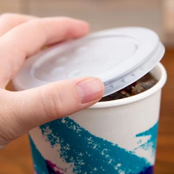Solo L16BL-0100 12-24 oz. Translucent Flat Plastic Lid with Straw Slot and Identification Buttons - 2,000/Case
