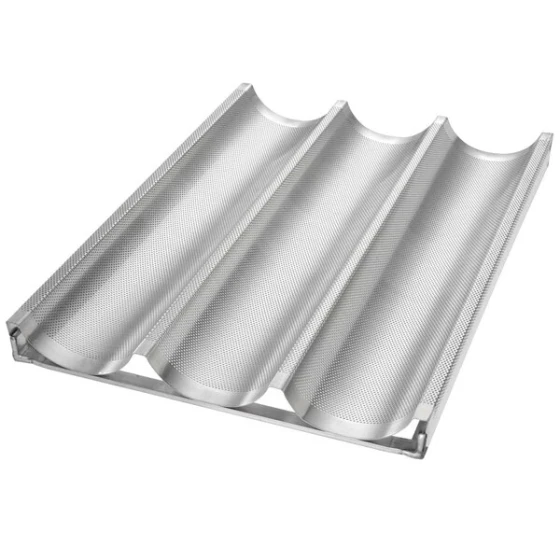 Chicago Metallic 49011 3 Loaf Glazed Welded Aluminum Baguette / French Bread Pan -25 3/4 inch x 5 inch x 2 1/16 inch Compartments