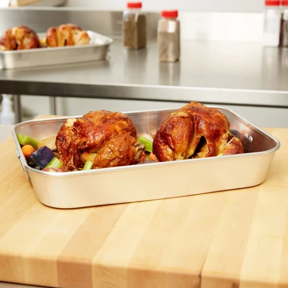 Vollrath 68078 Wear-Ever 6.25 Qt. Aluminum Baking and Roasting Pan with Handles - 15 3/8" x 10 7/8" x 2 3/8"