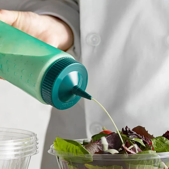 Vollrath 4924C-191 Traex® Color-Mate™ 24 oz. Green Single Tip Wide Mouth Squeeze Bottle