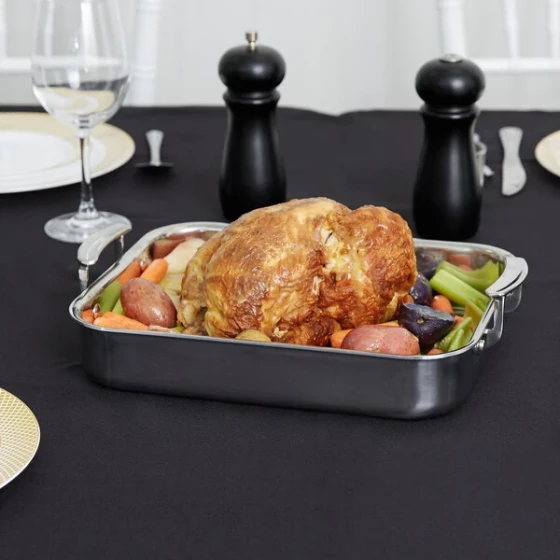 Vollrath 49435 Miramar® Display 2.8 Qt. Tri-Ply Stainless Steel Roasting Pan - 11 5/8" x 9 5/16" x 2"