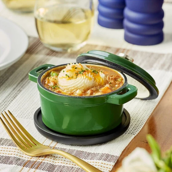 Valor 8 oz. Fern Green Enameled Mini Cast Iron Pot with Cover