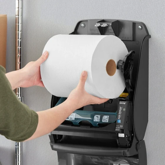 Tork Universal White 1-Ply Paper Towel Roll H21, 800 Feet / Roll - 6/Case