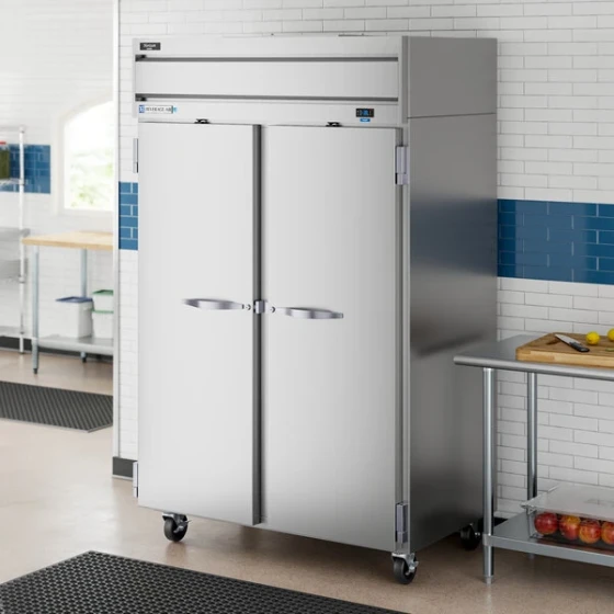 Beverage-Air HF2HC-1S Horizon Series 52" Solid Door Reach-In Freezer