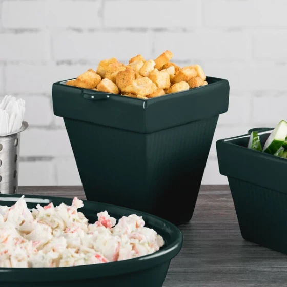 TableCraft CW1470HGN 2 Qt. Hunter Green Cast Aluminum Square Condiment Bowl