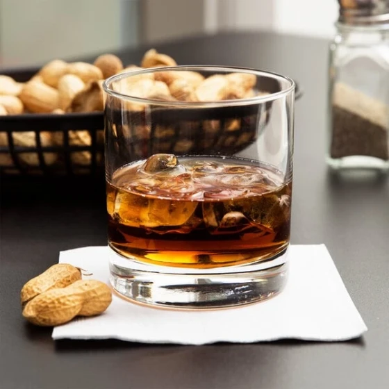 Libbey Heavy Base 11 oz. Rocks / Old Fashioned Glass - Sample