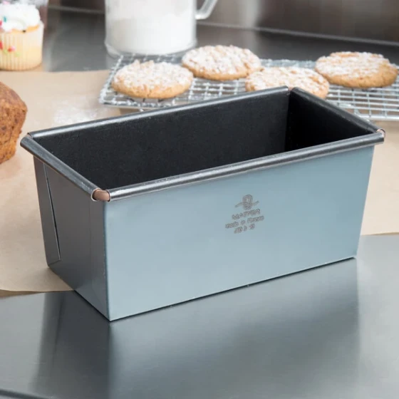 Matfer Bourgeat 331072 Exopan Steel Non-Stick Bread Loaf Pan - 6 1/4 inch x 3 inch x 3 inch