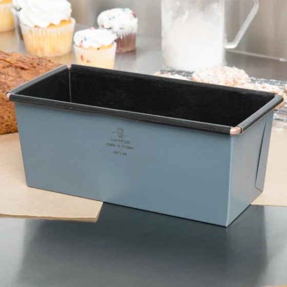 Matfer Bourgeat 331073 Exopan Steel Non-Stick Bread Loaf Pan - 7 1/8 inch x 3 1/8 inch x 3 1/8 inch