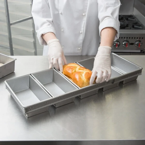 Chicago Metallic 45655 1 lb. 5-Strap Glazed Aluminized Steel Bread Loaf Pan - 9 inch x 4 1/2 inch x 2 3/4 inch