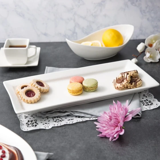 10 Strawberry Street WTR-7-15REC Whittier 15" x 7" White Rectangular Porcelain Platter - 12/Case
