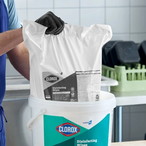 CloroxPro Clorox CLO31428 700-Count Fresh Scent Disinfecting Wipes - 2/Case