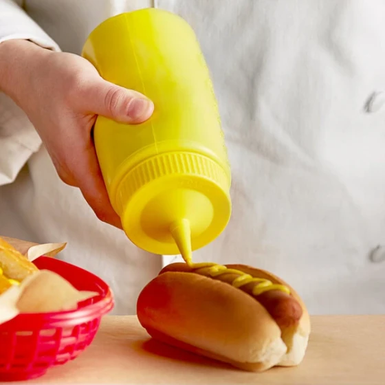 Vollrath 4916-08 Traex® 16 oz. Yellow Single Tip Wide Mouth Squeeze Bottle