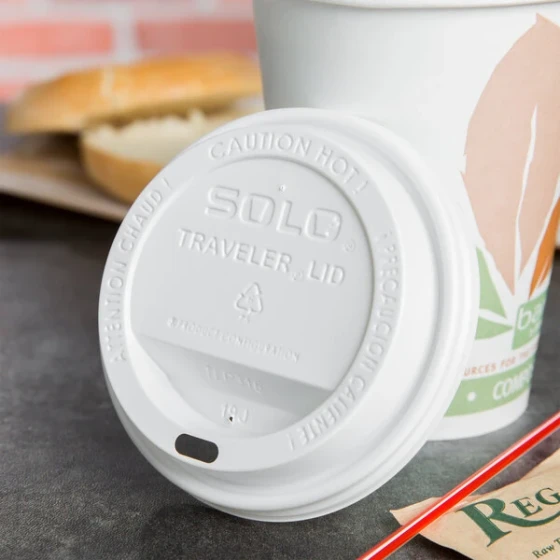 Solo TLP316-0007 10-24 oz. Traveler White Dome Hot Cup Lid with Sip Hole - 1,000/Case