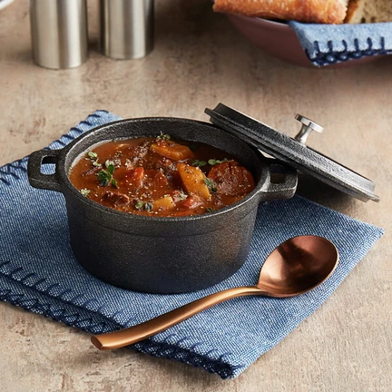 Valor 16 oz. Pre-Seasoned Mini Cast Iron Pot with Cover
