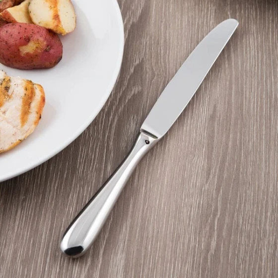 Libbey 213 2701 Baguette 9 3/4" 18/0 Stainless Steel Heavy Weight Serrated Hollow Handle Dinner Knife - 36/Case