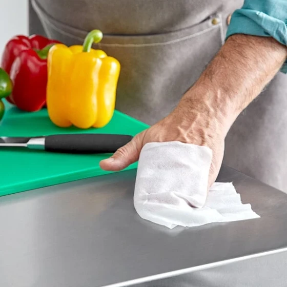WipesPlus 7" x 9" 100-Count No-Rinse Food Contact Surface Sanitizing Wipes - 6/Pack