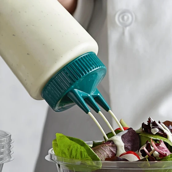 Vollrath 3316-13191 Traex® Color-Mate™ 16 oz. Clear Tri Tip™ Wide Mouth Squeeze Bottle with Vista Green Cap