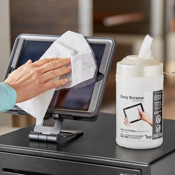 PDI Healthcare 6" x 9" Easy Screen Cleaning Wipes - 840/Case