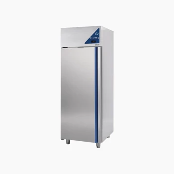 UPRIGHT SINGLE DOOR CHILLER