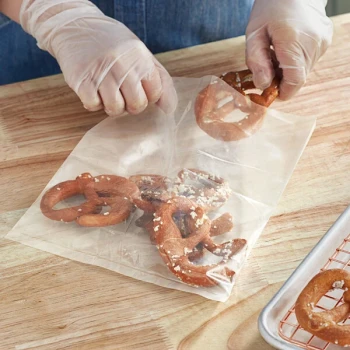 Choice 8" x 10" Clear Polyethylene Layflat Bag with 1 Mil Thickness - 1,000/Case