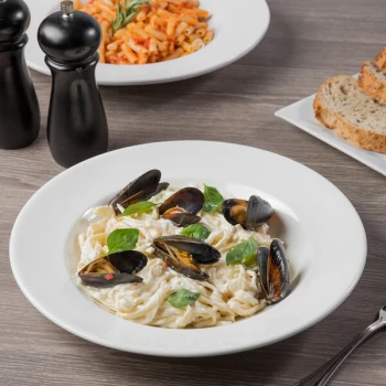 Libbey Slenda 18.5 oz. Royal Rideau White Round Porcelain Entree and Pasta Bowl - Sample