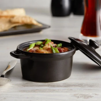 Acopa Keystone 8 oz. Caldera Stoneware Mini Casserole Dish with Lid - Sample
