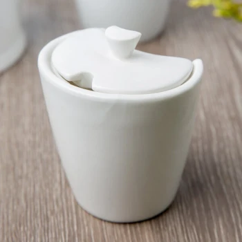 10 Strawberry Street WTR-3SUGRBWL Whittier 8 oz. White Porcelain Sugar Bowl with Lid - 48/Case