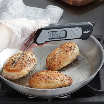 CDN TCT572-BK ProAccurate 4 1/4" Digital Folding Thermocouple Thermometer with Backlight