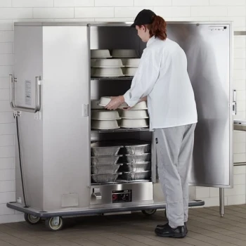 Metro MBQ-180 Insulated Heated Banquet Cabinet One Door Holds up to 180 Plates 120V