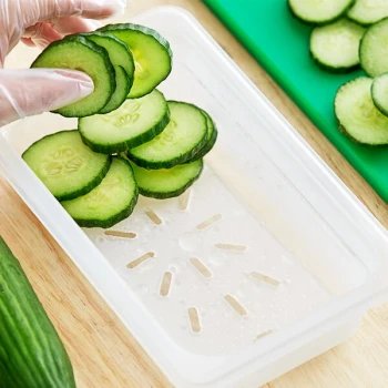 Vigor 1/4 Size Translucent Polypropylene Drain Tray