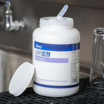 Noble Chemical 4 lb. / 64 oz. Last Call Concentrated Powdered Bar Glass Cleaner