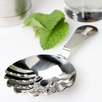 Barfly® M37029 7" Stainless Steel Scalloped Julep Strainer