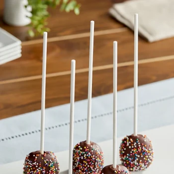 Wilton 8'' x 3/16'' White Paper Treat Stick - 25/Pack