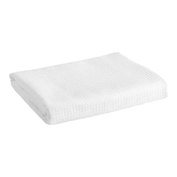 1888 Mills Adorn 58" x 26" Twin Size White 55% Cotton / 45% Polyester Bed Scarf - 6/Case