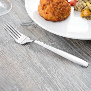 Libbey 989 027 Quantum 7 3/4" 18/0 Stainless Steel Heavy Weight Dinner Fork - 36/Case