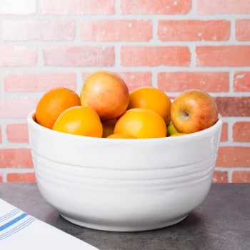 TableCraft CW3180W 6.75 Qt. White Cast Aluminum Fruit Bowl