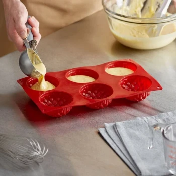 Thunder Group Red Silicone 6 Compartment Dahlia Mold