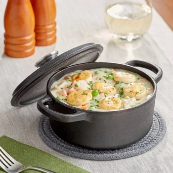 Valor 1 Qt. Pre-Seasoned Mini Cast Iron Dutch Oven