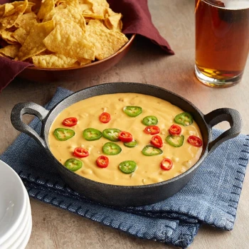 Valor 25 oz. Pre-Seasoned Mini Cast Iron Round Casserole Dish - 12/Case