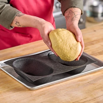 Sasa Demarle Flexipan Air® 15 3/4" x 11 13/16" Silicone Oval Brioche Mold with (2) 8 13/16" x 5 5/16" Cavities SF-02665