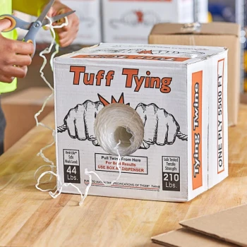 Seaboard Twine Company 1-Ply Polypropylene Industrial Twine 10 lb. Spool - 5,500' / Carton