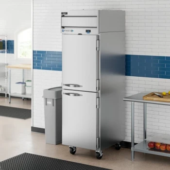 Beverage-Air HF1HC-1HS Horizon Series 26" Top Mounted Half Solid Door Reach-In Freezer