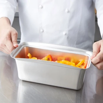 Vollrath 40004 Miramar® 2.5 Qt. Contemporary Stainless Steel Rectangular 1/3 Size Food Pan