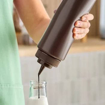 Choice 32 oz. Brown Wide Mouth Squeeze Bottle - 6/Pack